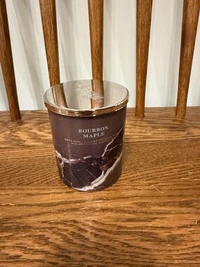 Bath & Body Works White Barn Bourbon Maple Scented Single Wick Candle 8oz NEW
